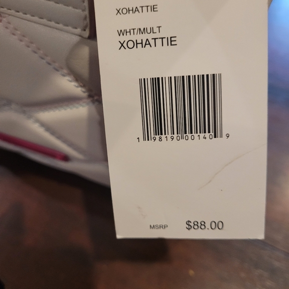 Betsey Johnson XO Double Compartment Hattie Small Satchel / Crossbody - Picture 4 of 8